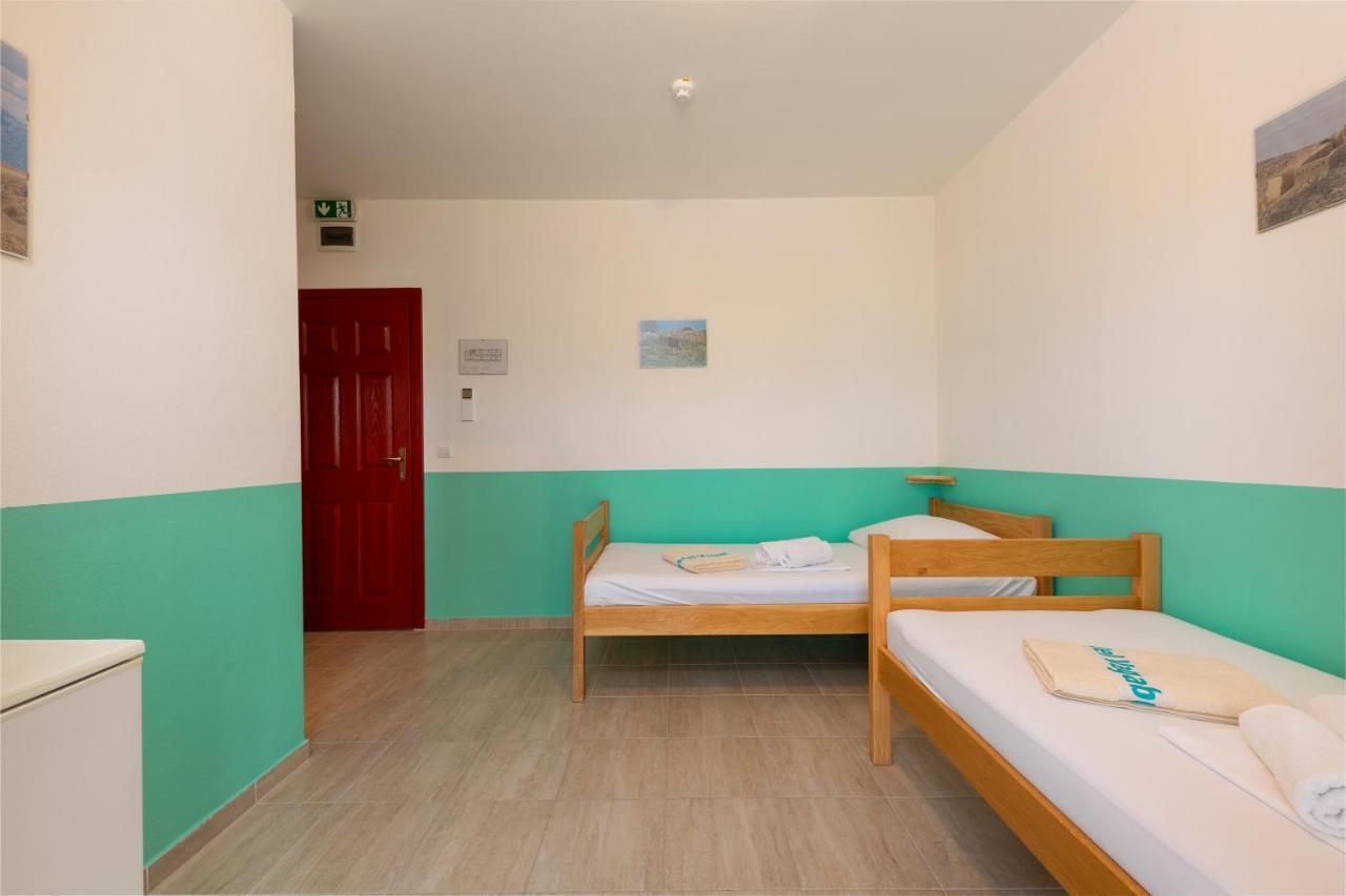 Hostel & Rooms Vagabundo Gajac Luaran gambar
